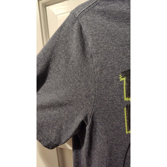 Disney Star Wars Adult Small T Shirt The Mandalorian Baby Yoda Fast Shipping USA - Picture 13 of 13